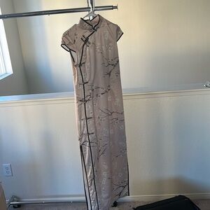 Chinese Traditional Dress